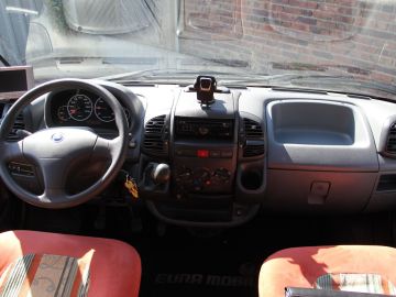 Eura Mobil Contura 652 SB-03 Super Netjes!! | Winter Camper |Half Integraal|Frans Bed|